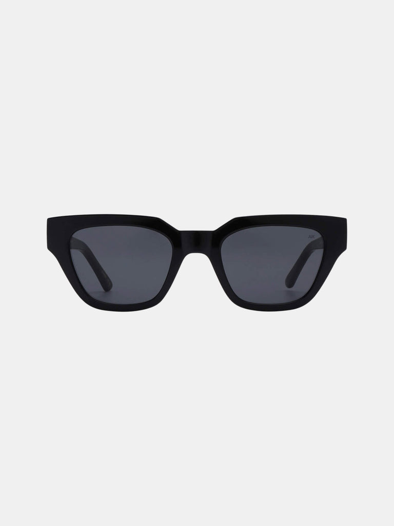 Sorte cateye solbriller fra A. Kjærbede