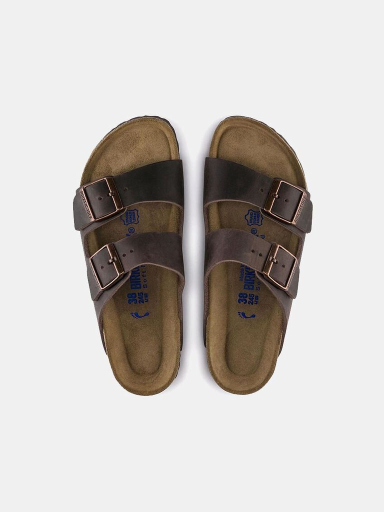 Mørkebrune sandaler med to spænder og blød fodseng fra Birkenstock 
